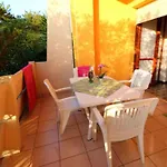 Apartman Elegant Seafront In