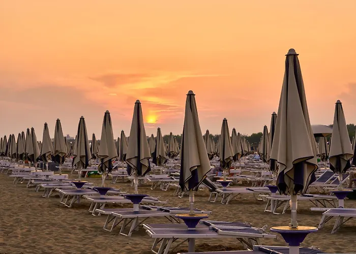 Apartment Elegant Seafront In Bibione
